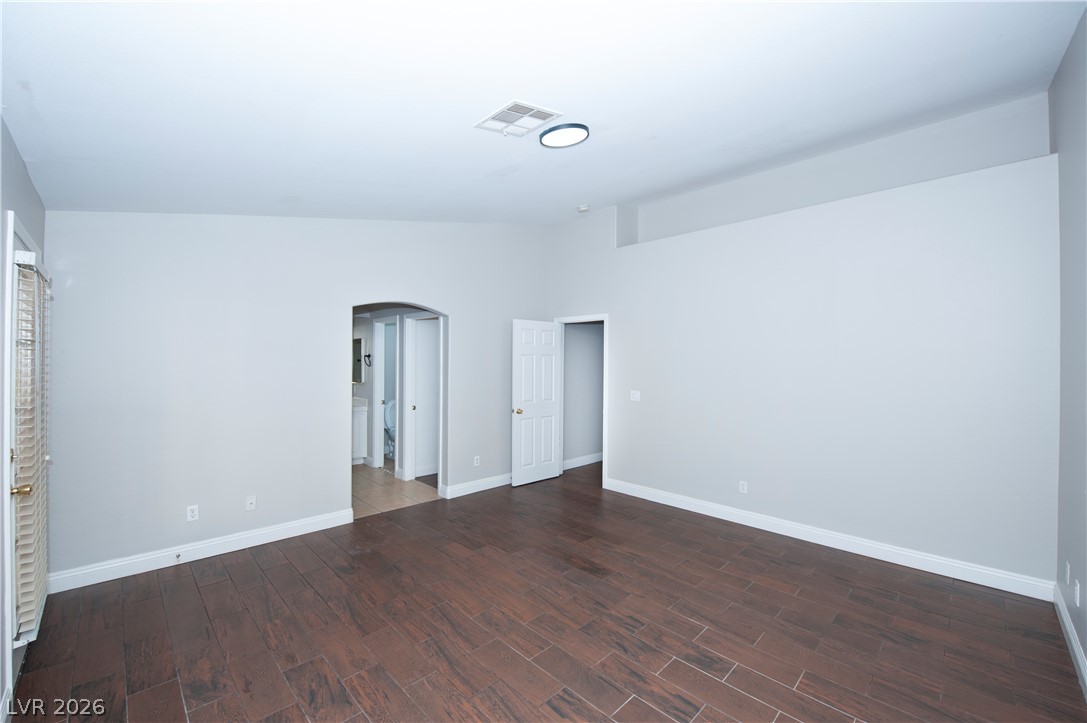 921 English Heather Drive Property Photo 18