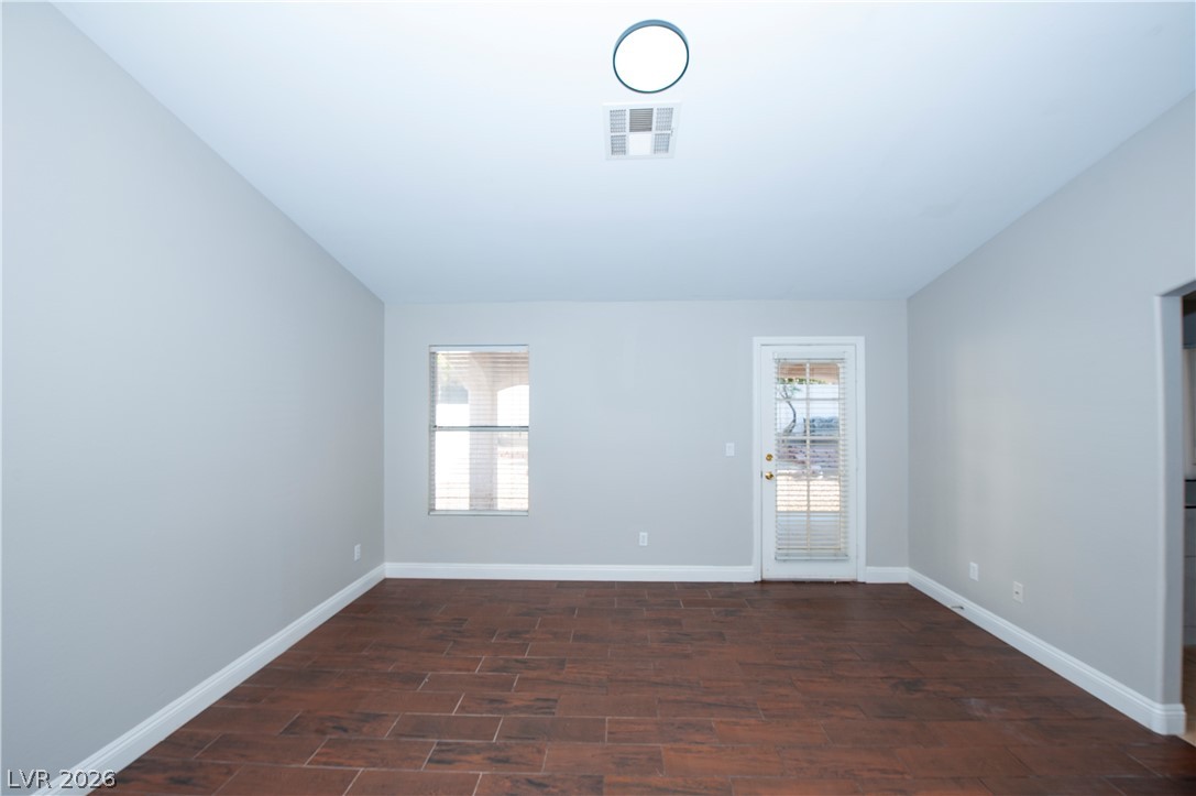 921 English Heather Drive Property Photo 20