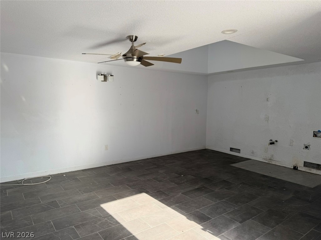 2641 Heritage Circle Property Photo 27