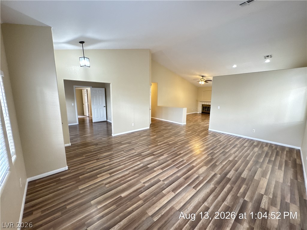 1831 Dawn Ridge Avenue Property Photo 3