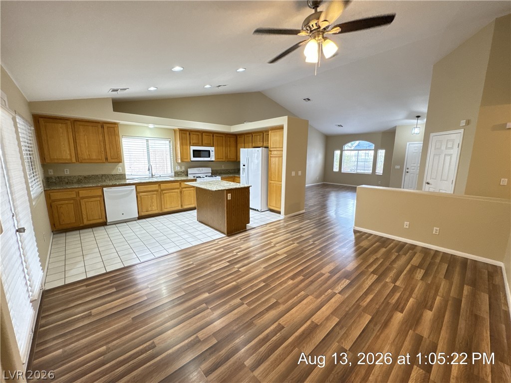 1831 Dawn Ridge Avenue Property Photo 6