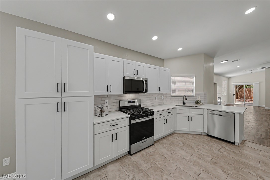 9617 Big Man Street Property Photo 14