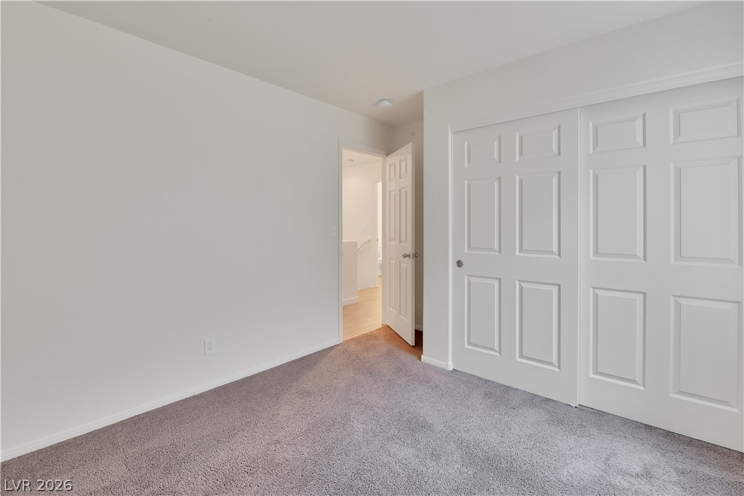 9905 Mustang Creek Way Property Photo 17