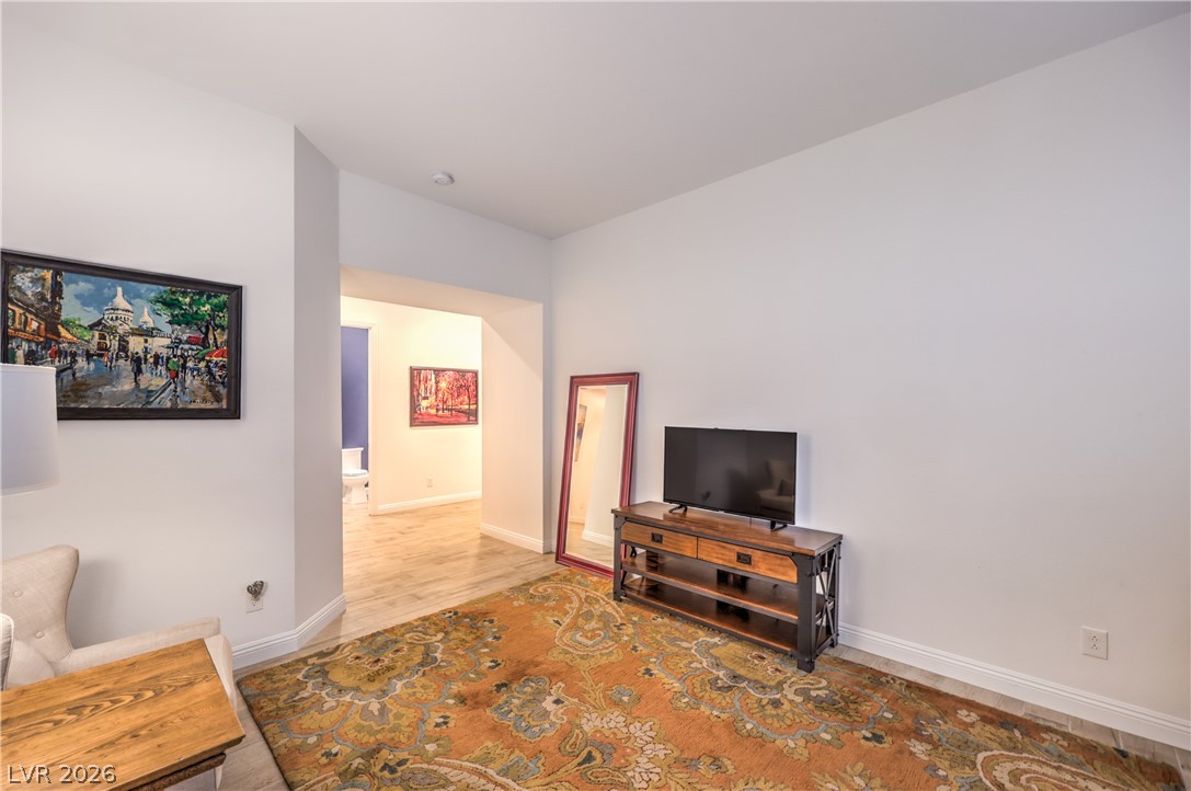 2547 Ballatore Street Property Photo 16