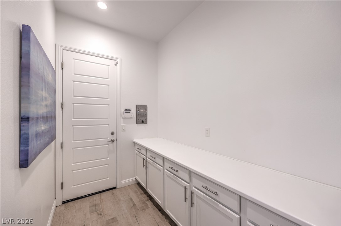 2547 Ballatore Street Property Photo 30