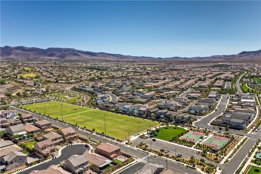 2547 Ballatore Street Property Photo 41