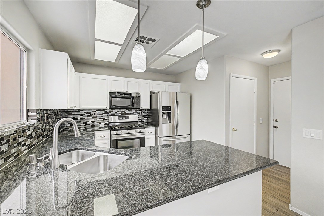 7928 Horn Beam Court Property Photo 6