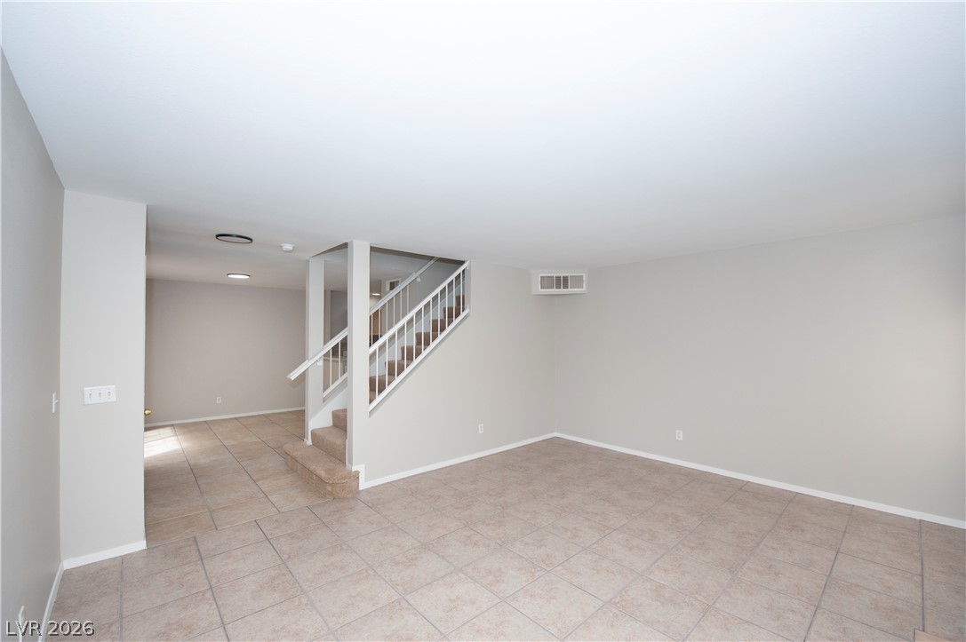 8444 Stoney Bluff Avenue Property Photo 7