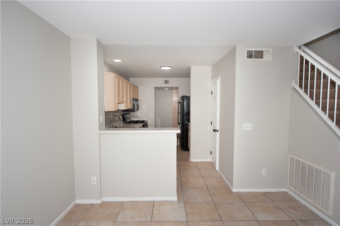 8444 Stoney Bluff Avenue Property Photo 12