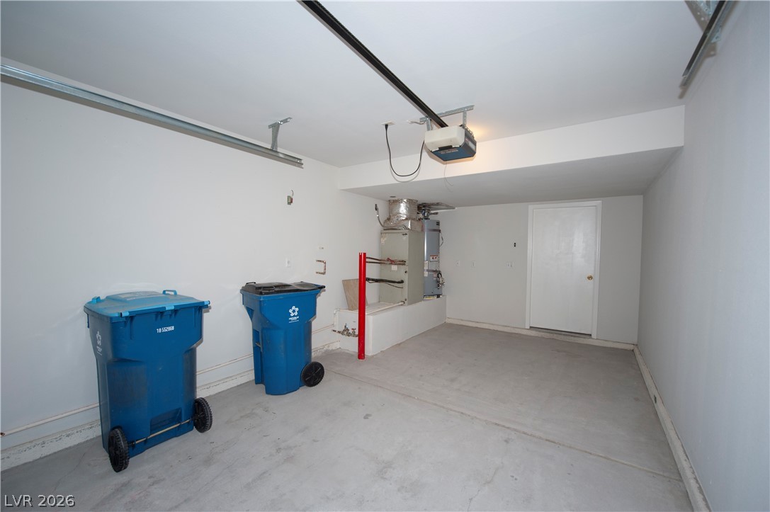 8444 Stoney Bluff Avenue Property Photo 17