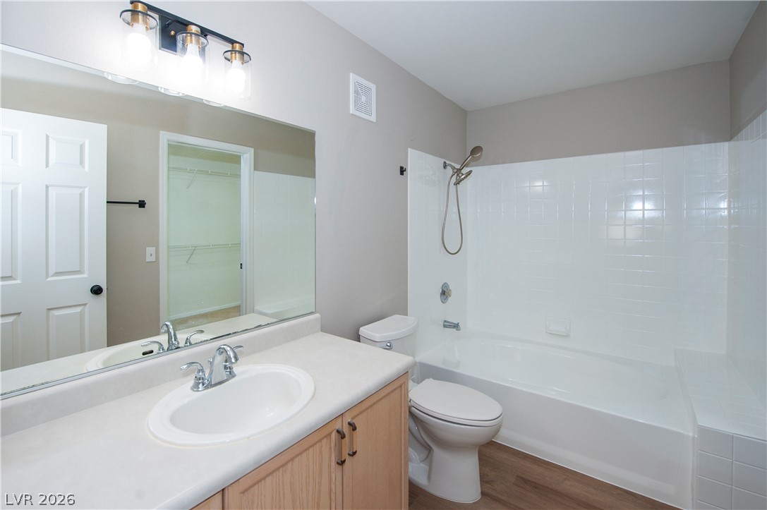 8444 Stoney Bluff Avenue Property Photo 21