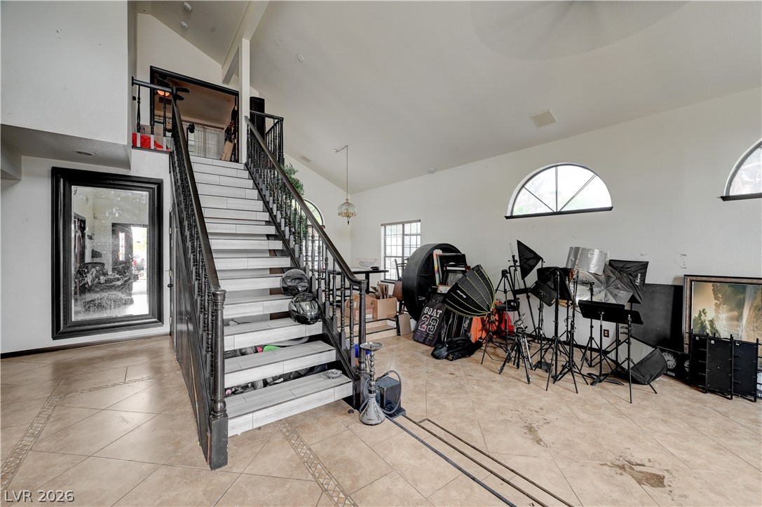 2681 East Hacienda Avenue Property Photo 10
