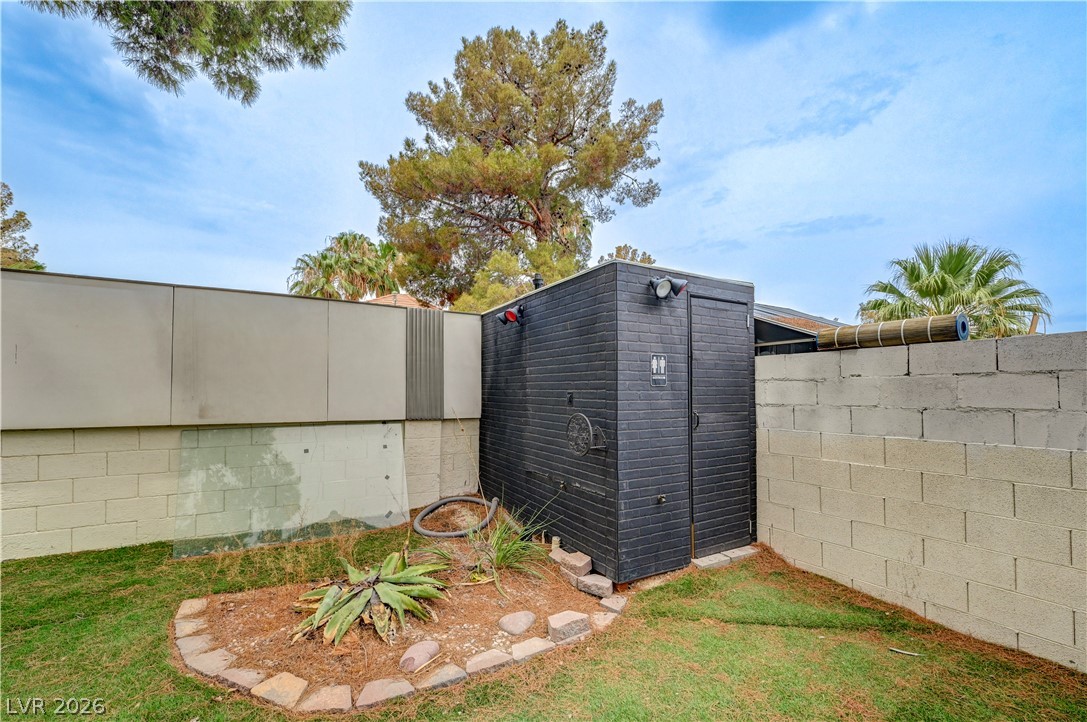 2681 East Hacienda Avenue Property Photo 49
