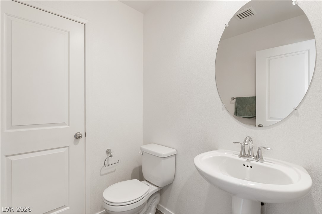 8950 Harmony Hall Avenue Property Photo 14