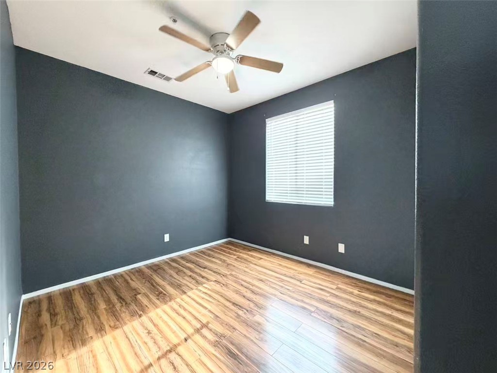 8901 Square Knot Avenue Property Photo 14