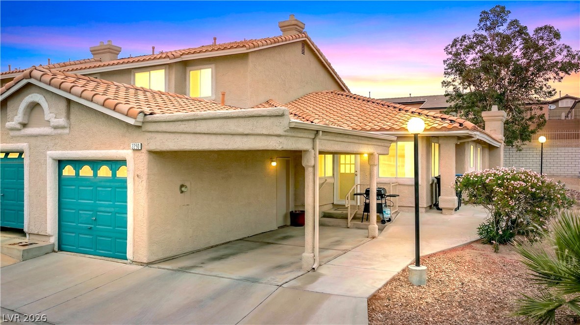 2250 Camel Mesa Drive Property Photo 2