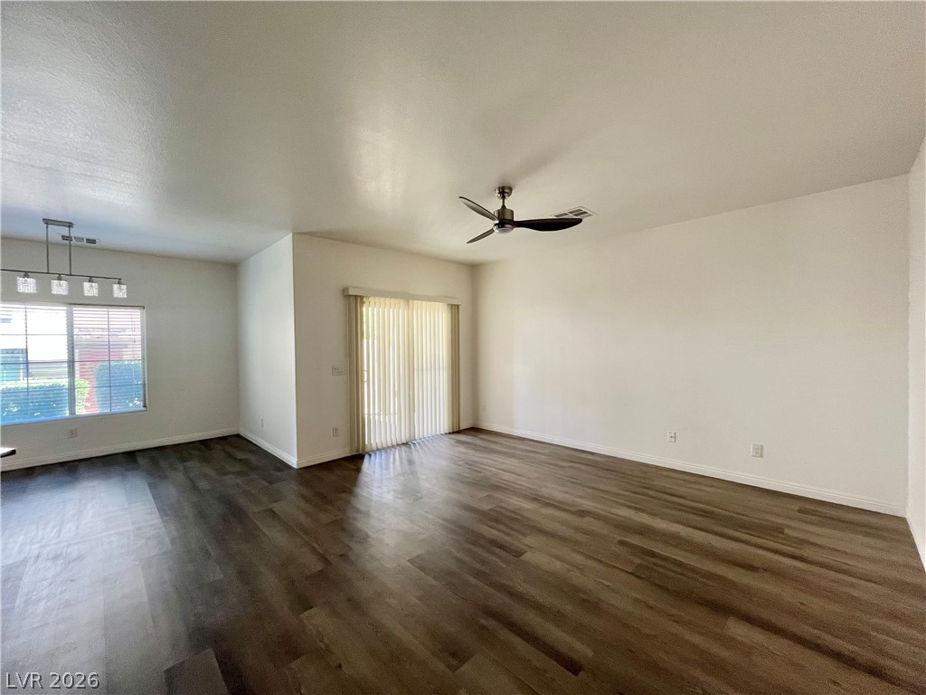 9493 Alma Ridge Avenue Property Photo 8