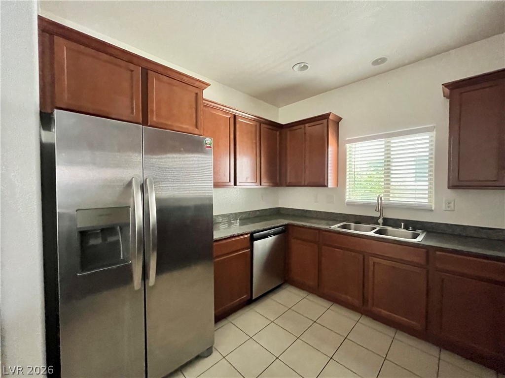9493 Alma Ridge Avenue Property Photo 11