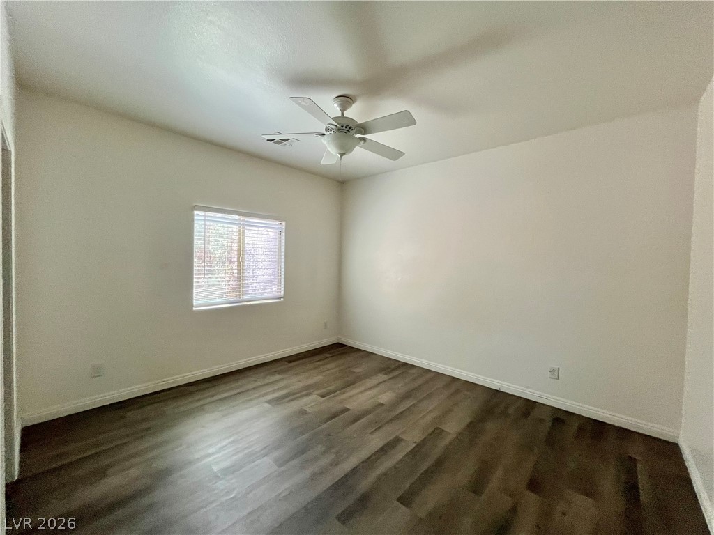9493 Alma Ridge Avenue Property Photo 13