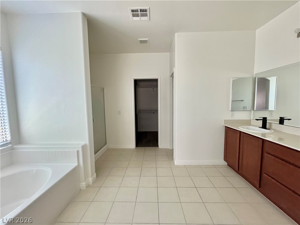 9493 Alma Ridge Avenue Property Photo 23