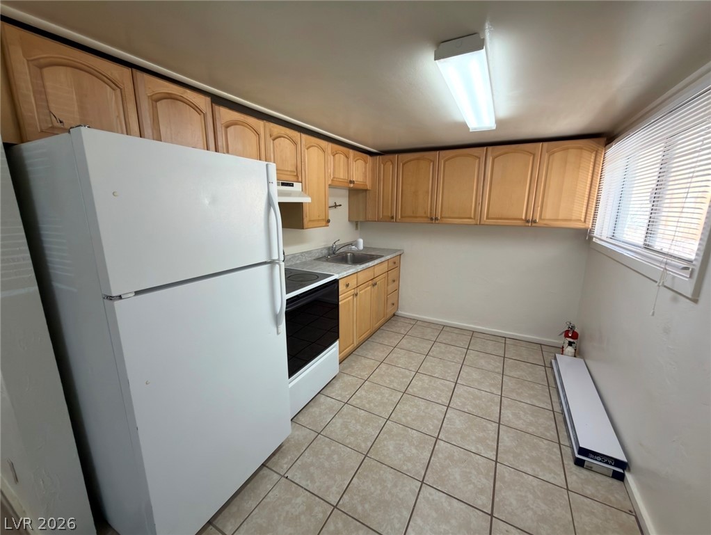 632 5th Street B Property Photo 3