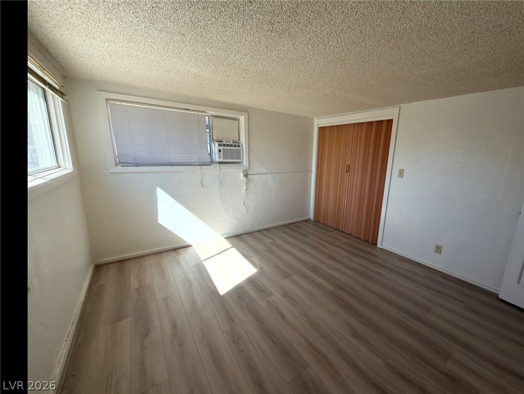 632 5th Street B Property Photo 5