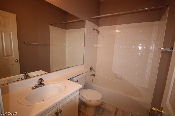 947 Whispering Grove Avenue Property Photo 23