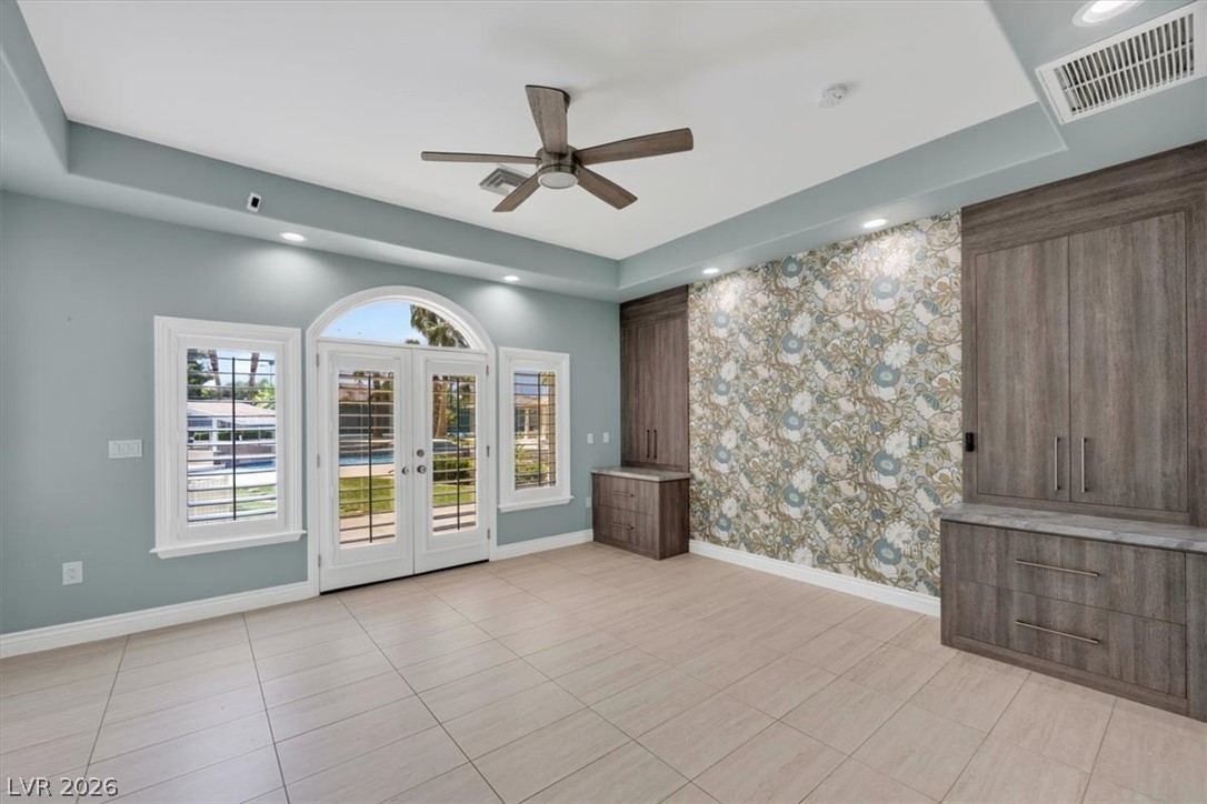 2021 South Valadez Street Property Photo 8