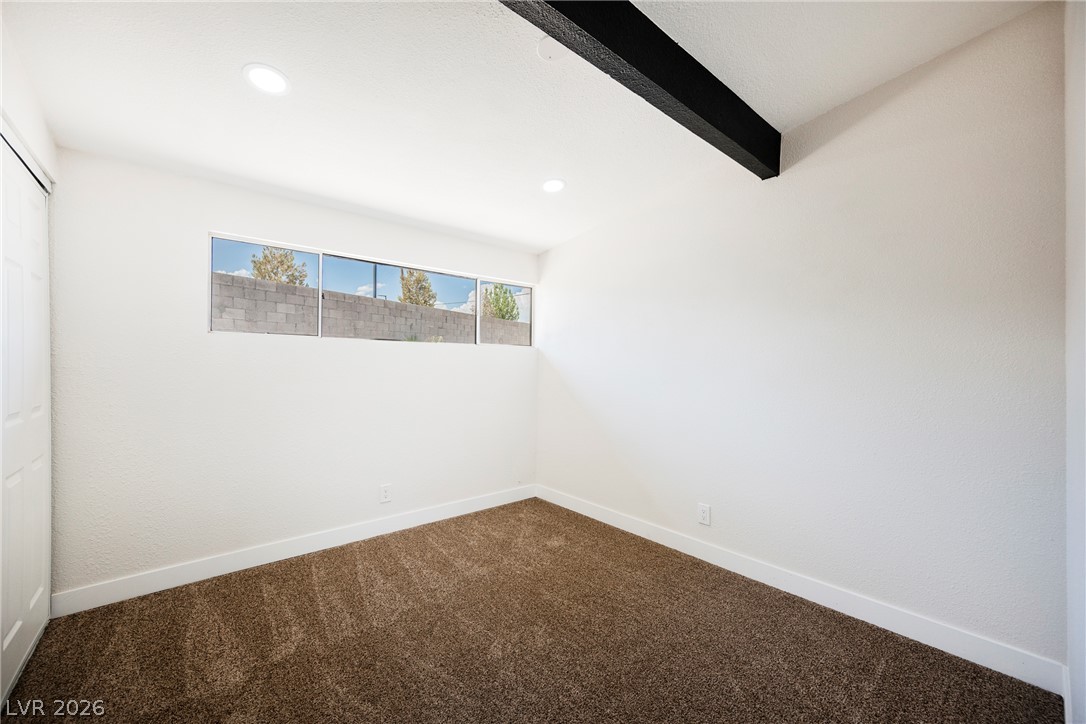 2732 Castle Street Property Photo 16