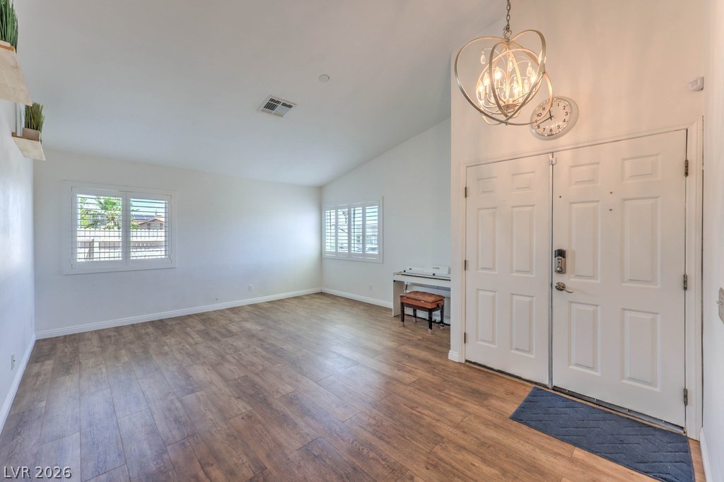 458 Potomac Street Property Photo 5