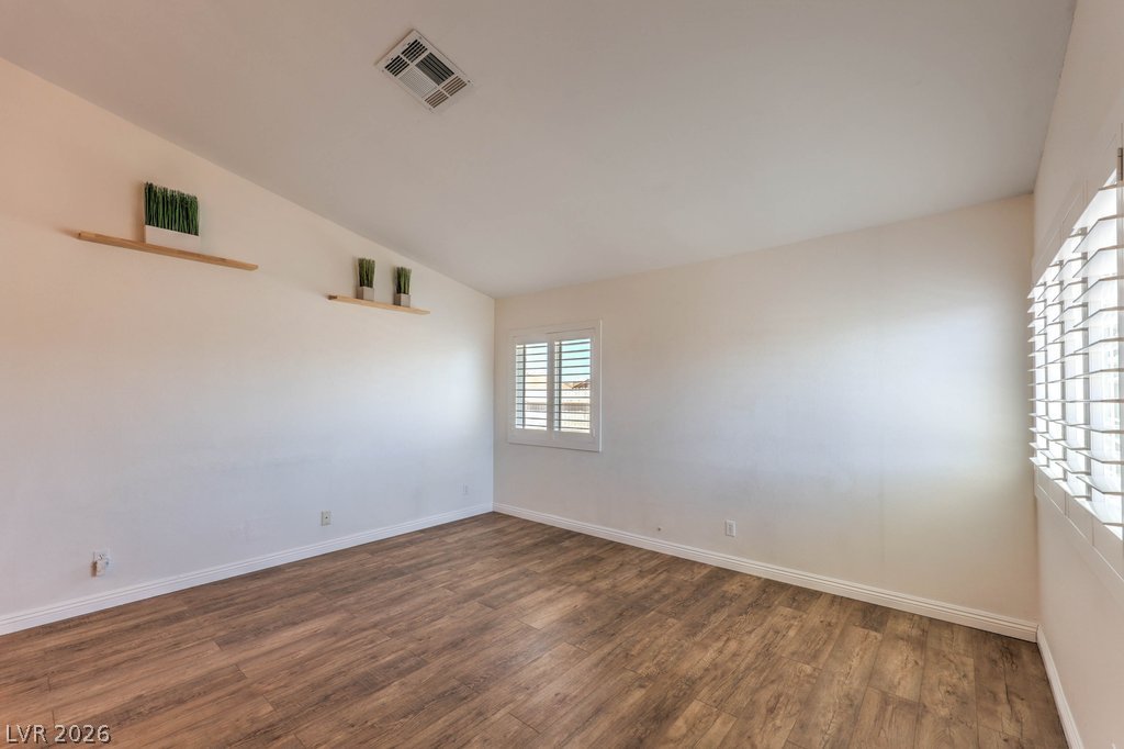 458 Potomac Street Property Photo 8