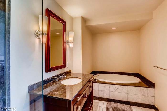 2700 Las Vegas Boulevard 803 Property Photo 11