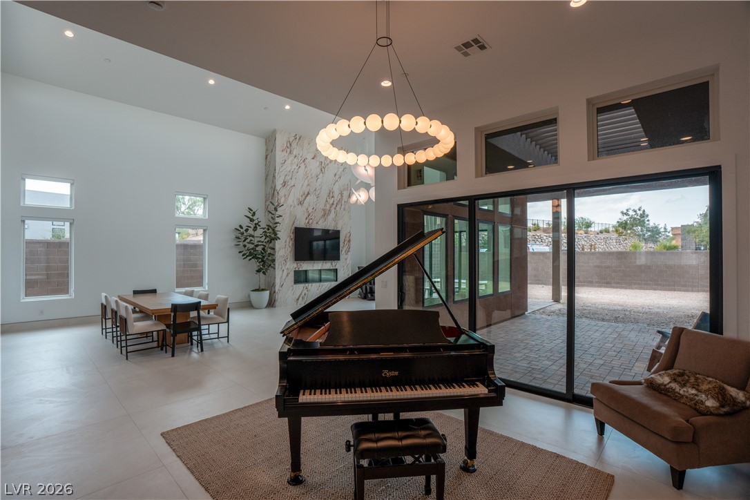 11134 Desert Heights Avenue Property Photo 19