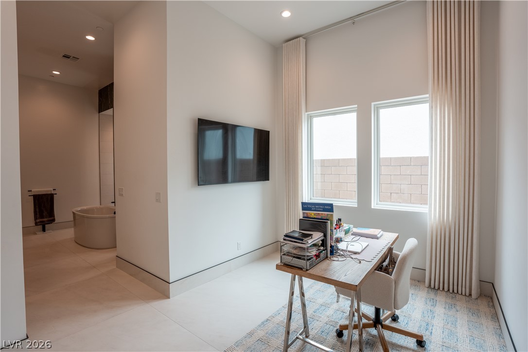 11134 Desert Heights Avenue Property Photo 28