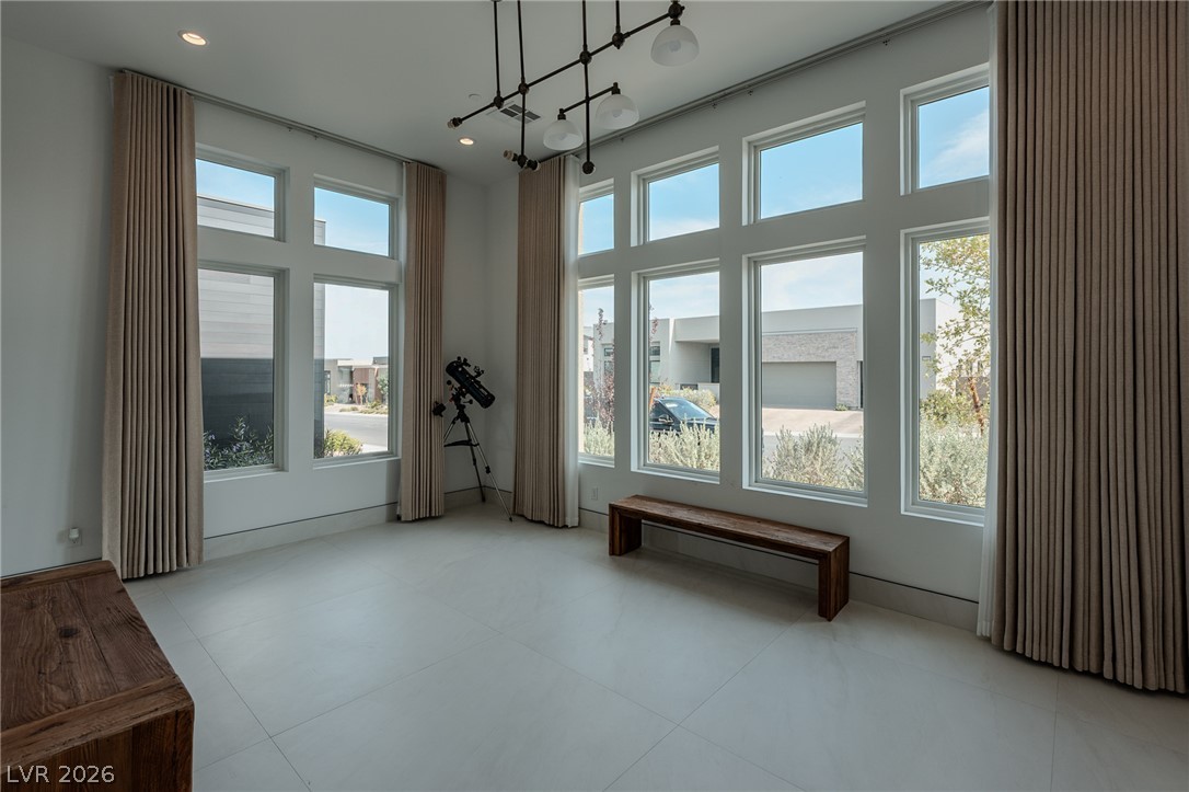 11134 Desert Heights Avenue Property Photo 38