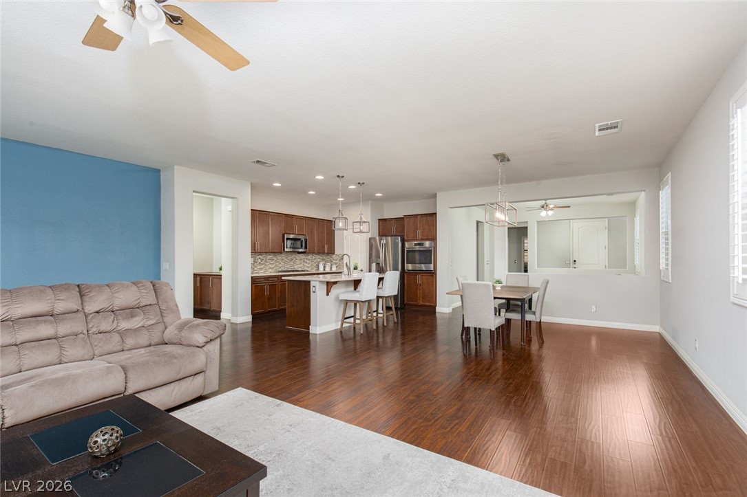 7624 Sugarloaf Peak Street Property Photo 15