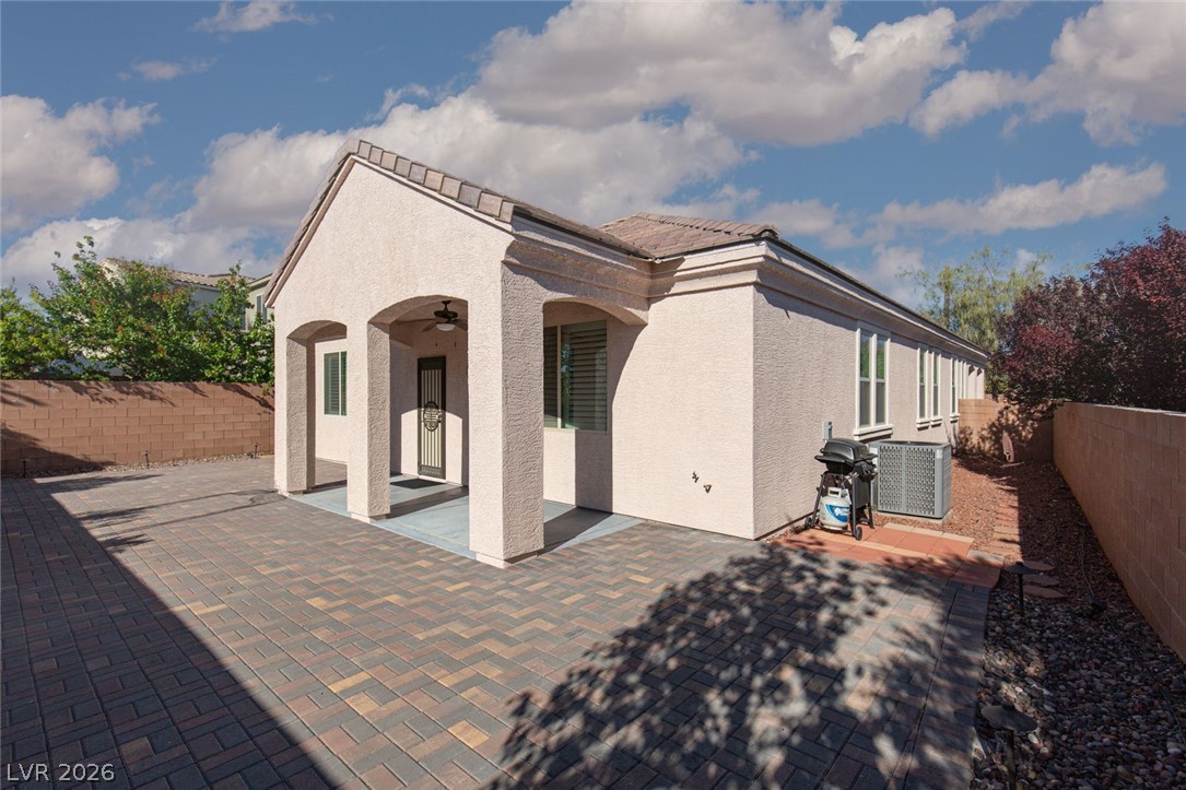 7624 Sugarloaf Peak Street Property Photo 33