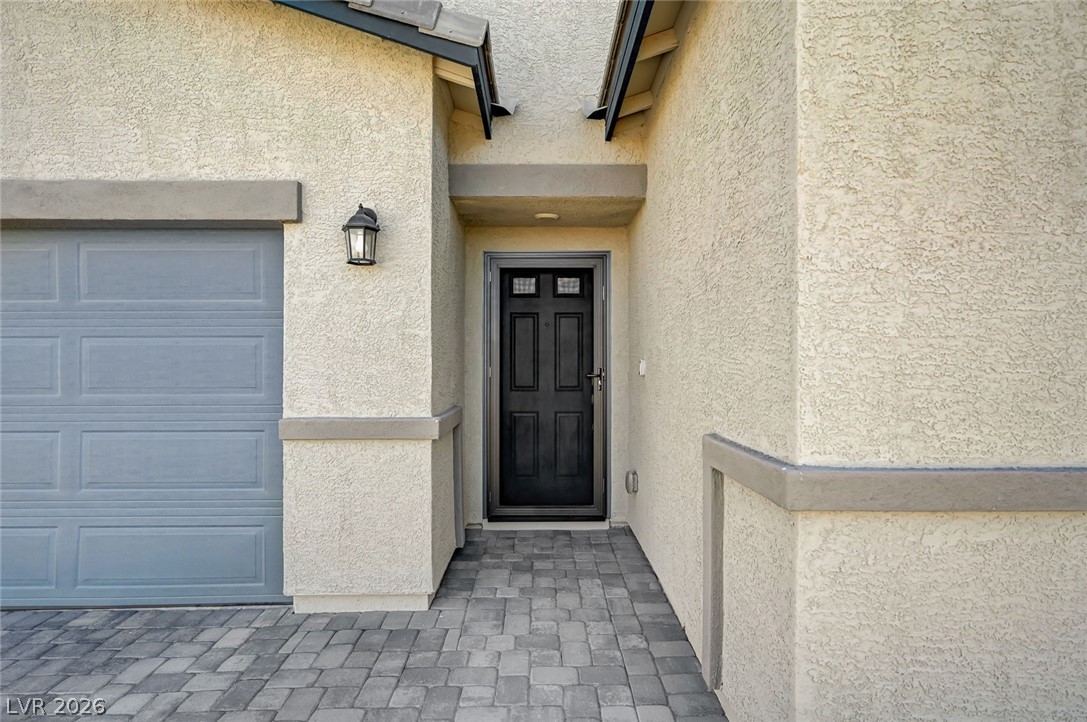10257 Sequoia Falls Place Property Photo 4