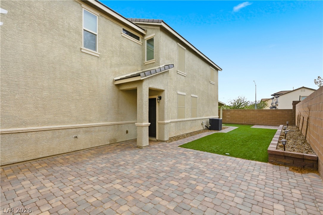 141 Blue Trout Avenue Property Photo 4