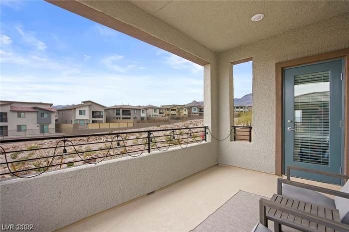 741 Foreign Reef Way Property Photo 19