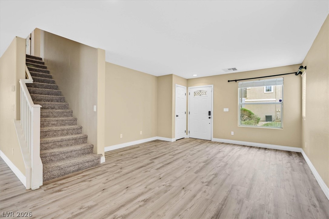 11917 Haven Street Property Photo 4