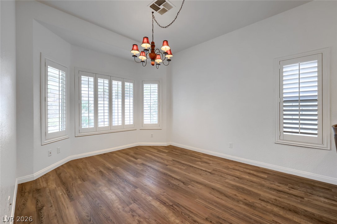1697 Freedom Court Property Photo 8