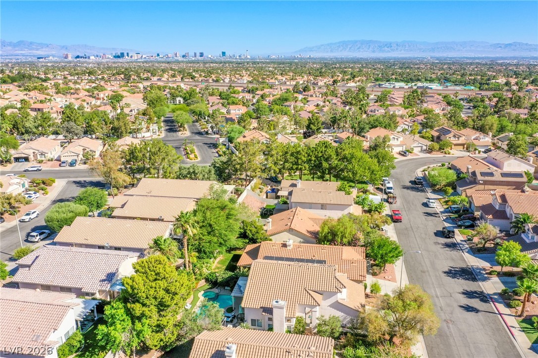 253 Camelback Ridge Avenue Property Photo 22