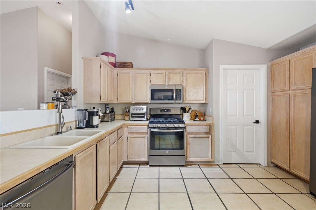 4707 Denali Avenue Property Photo 13