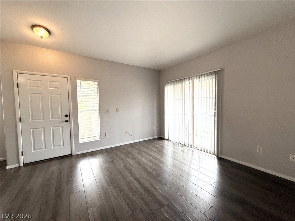 401 Pine Haven Street 206 Property Photo 3