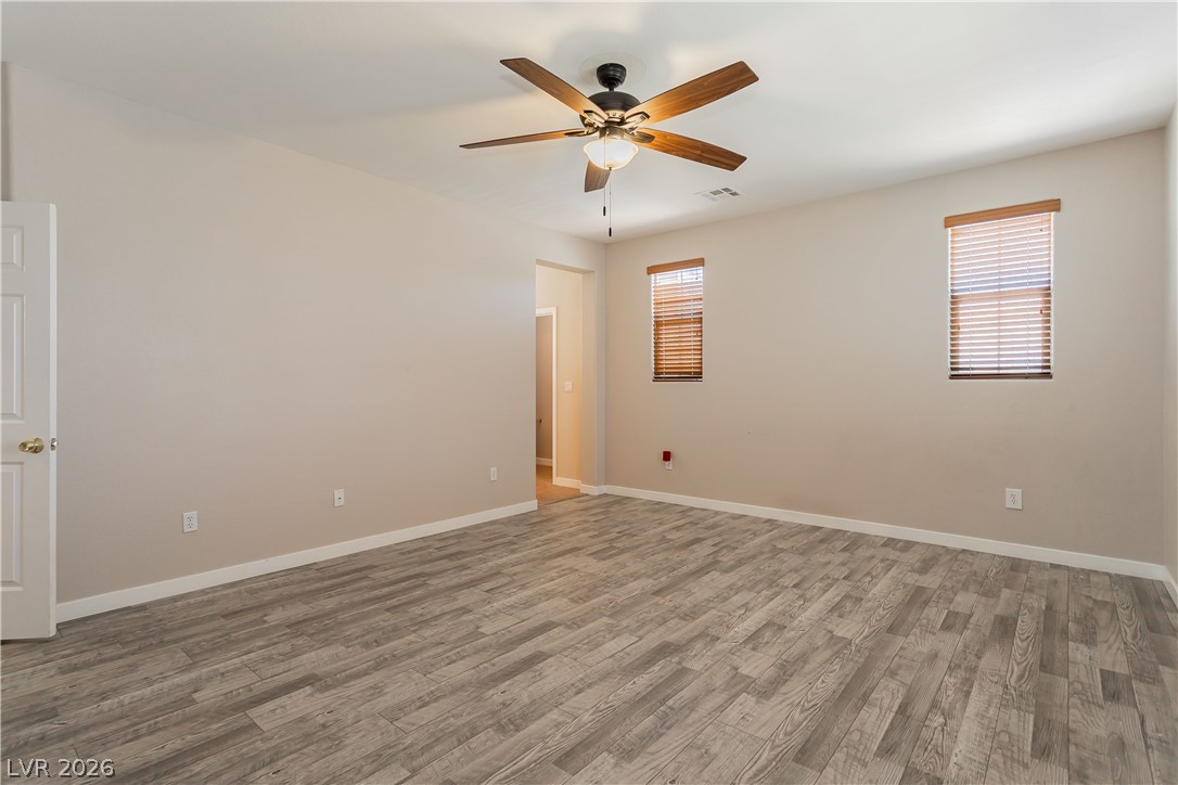 8611 Splendid Leaf Court Property Photo 22