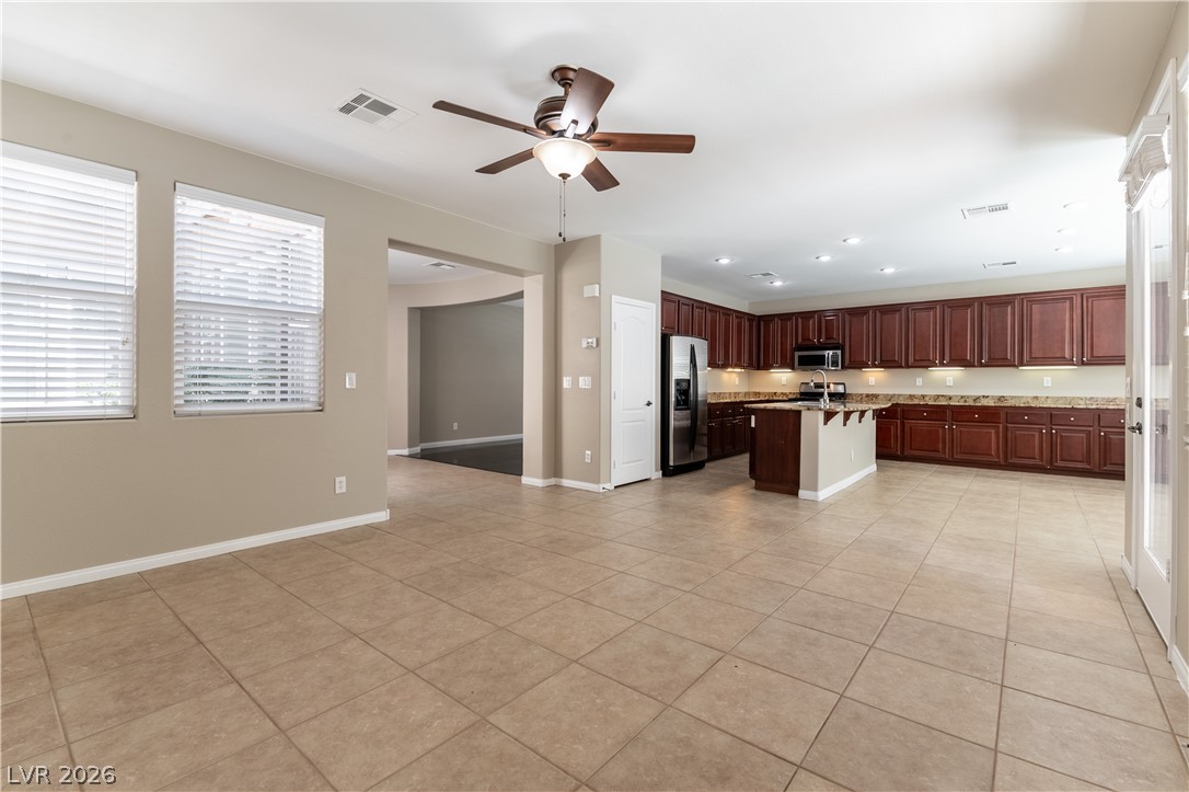 537 Wandering Violets Way Property Photo 8