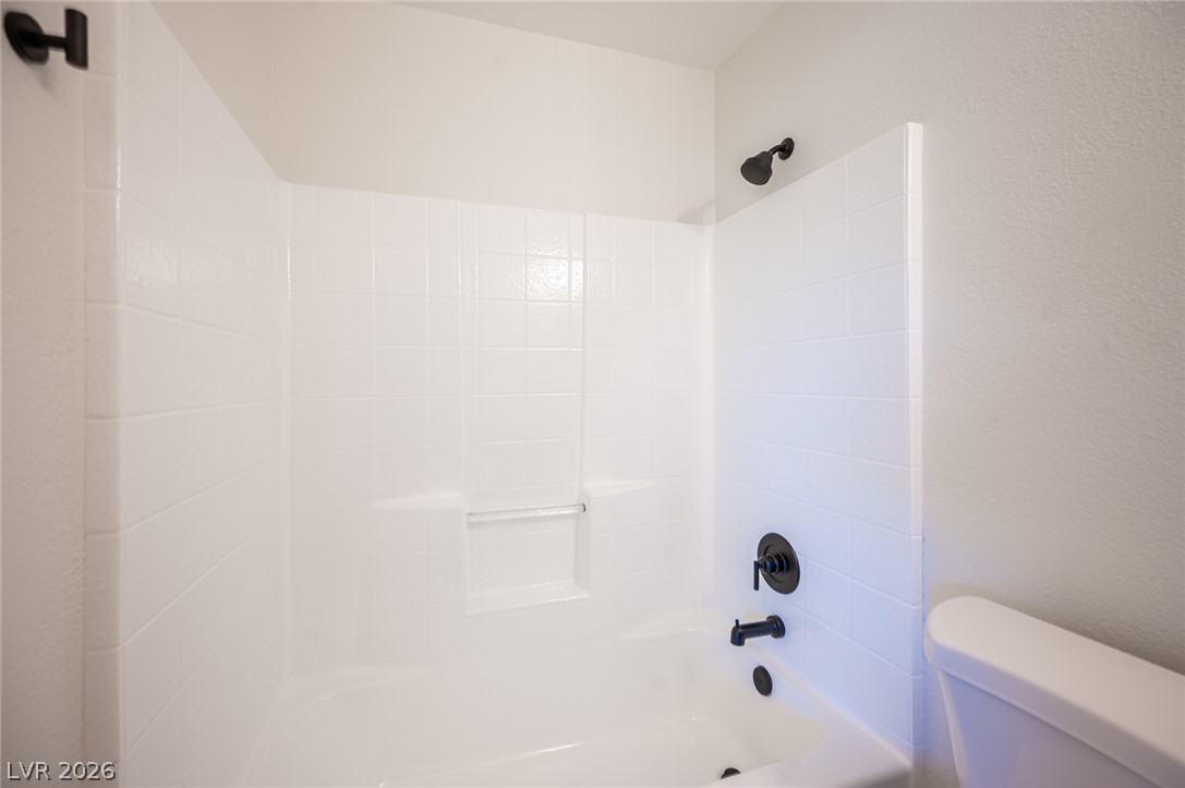 5775 Ballinger Drive Property Photo 20
