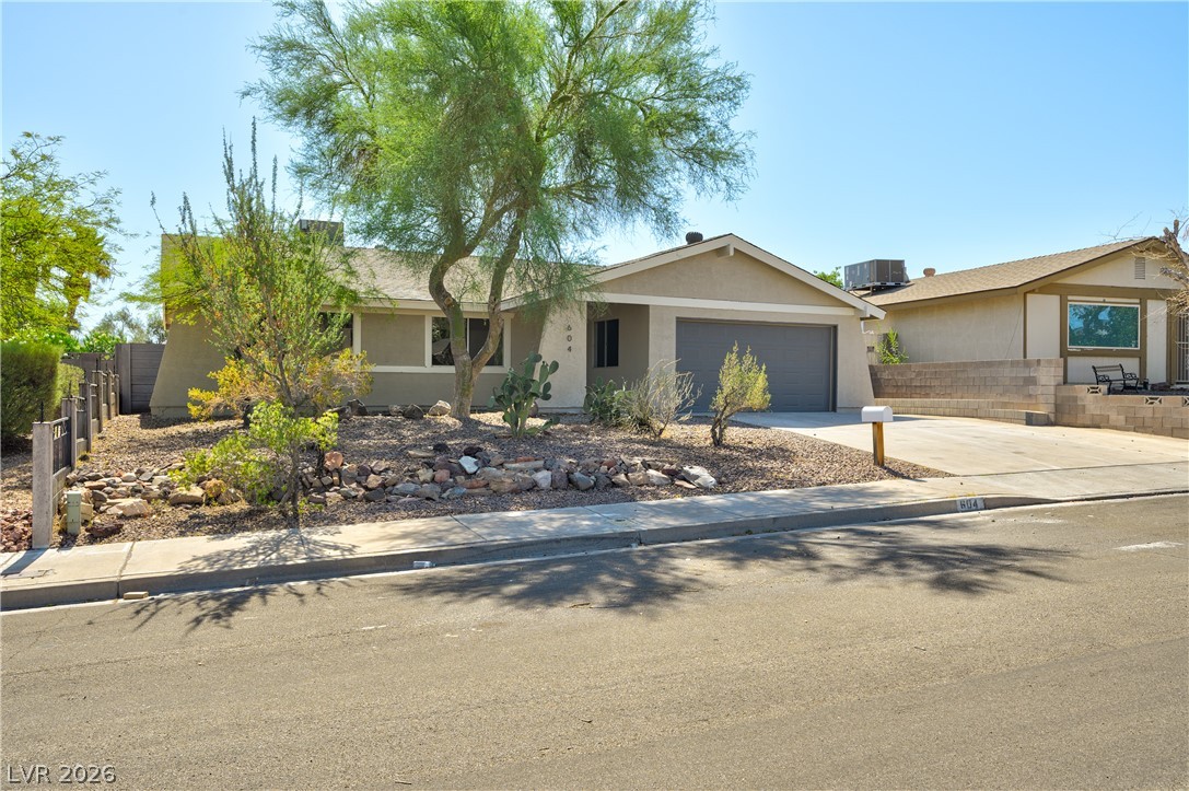 604 Overland Drive Property Photo 28