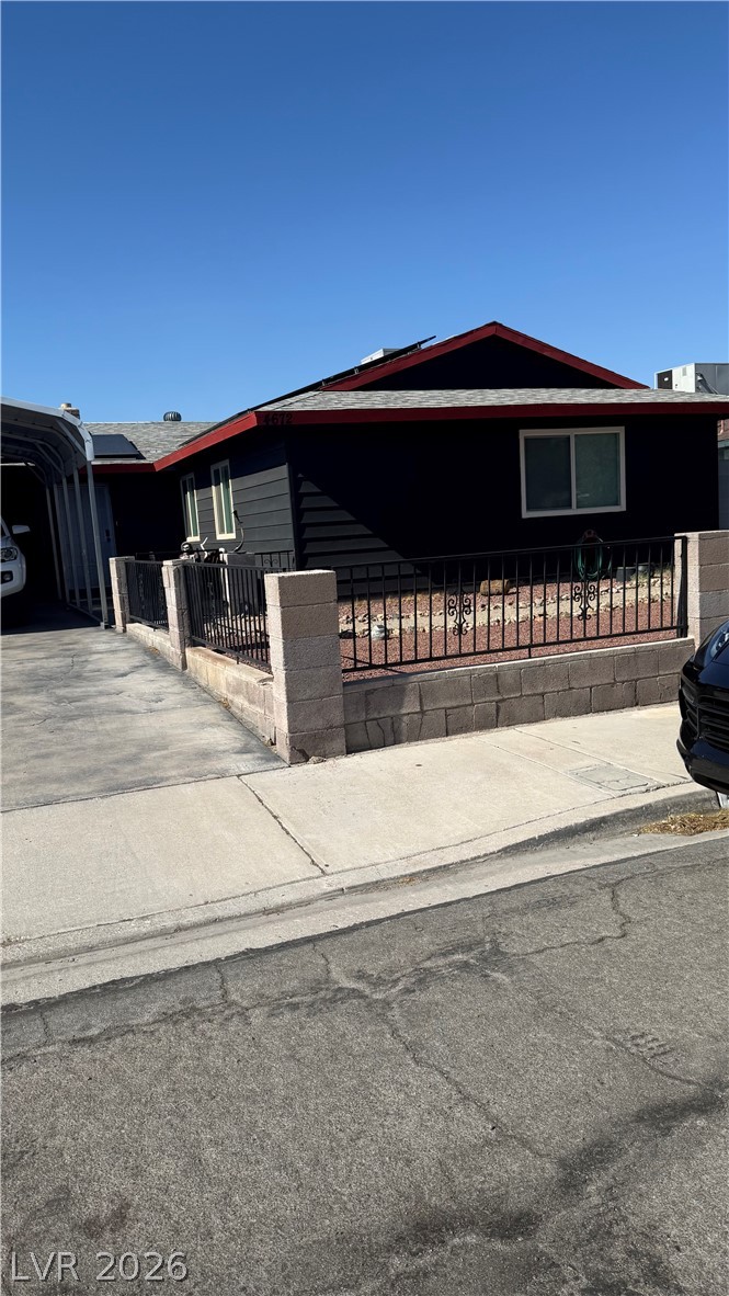 4672 Newton Drive Property Photo 1